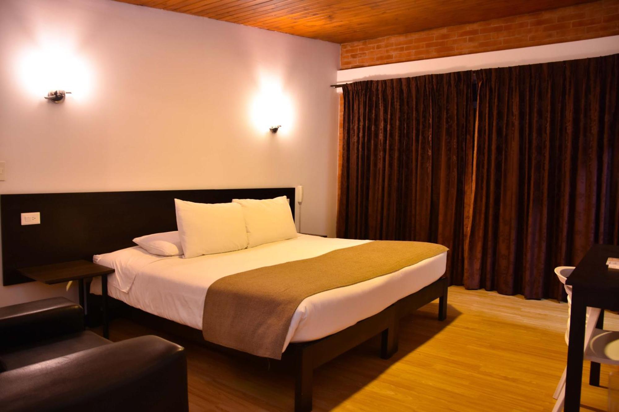 Hotel San Marcos Paipa Exterior photo